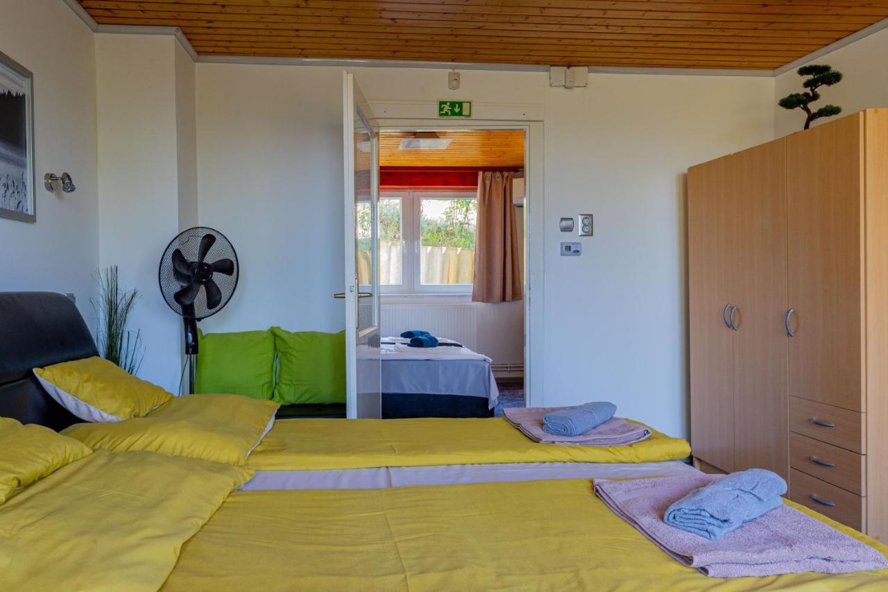 Panorama Apartmanhaz Эстергом Экстерьер фото
